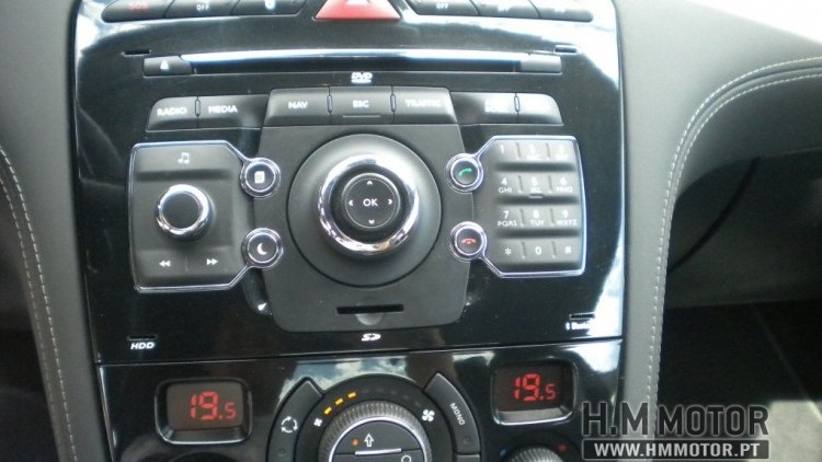 Peugeot RCZ 2.0 HDi 135g